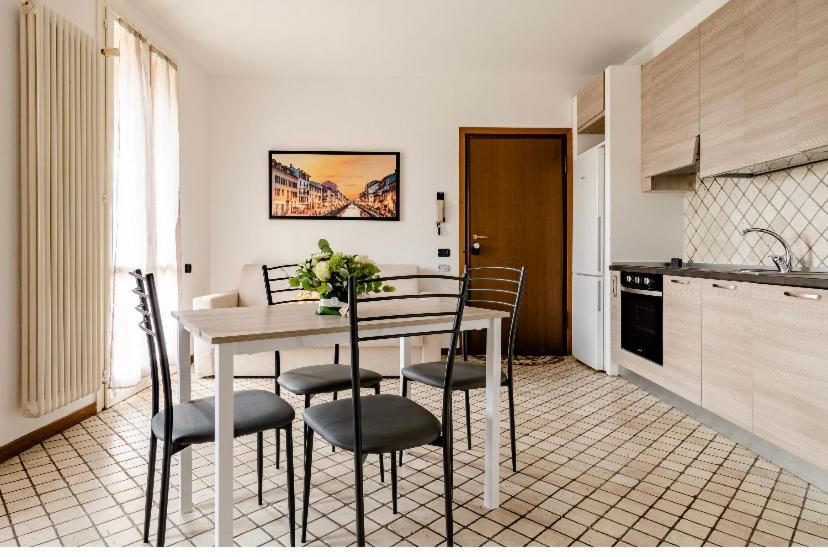 Tra Natura E Citta - Appartamento Con Giardino Costa Masnaga Exterior foto
